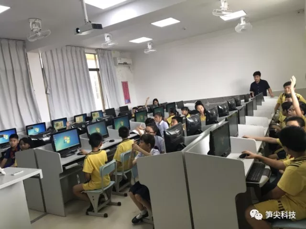 广州笋尖科技编程课程